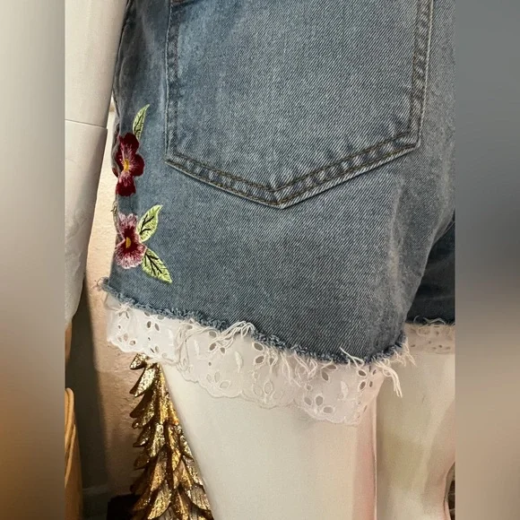 Love Tree Light Blue Denim Overalls - Picture 4 of 7